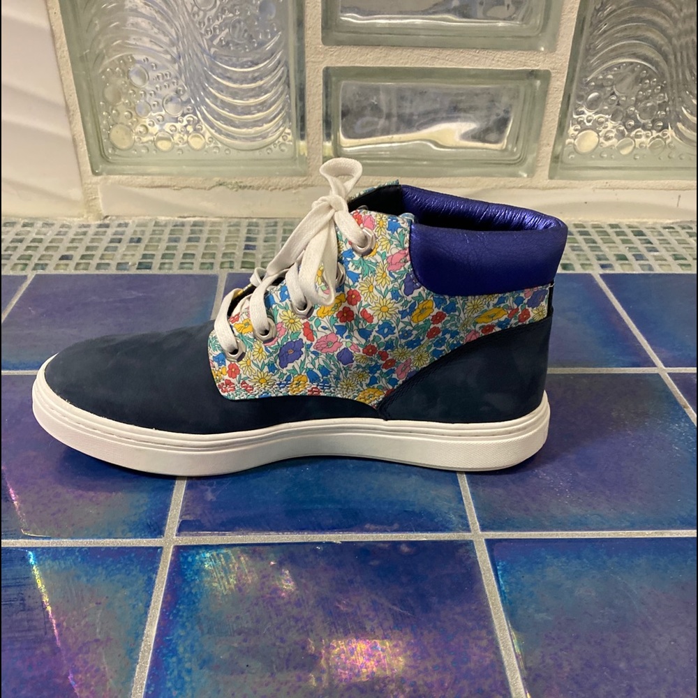 TIMBERLAND BRIA LIBERTY CHUKKA 8.5